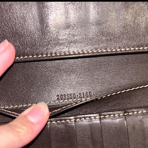 Gucci Monogram Heart Wallet - Picture 7 of 9